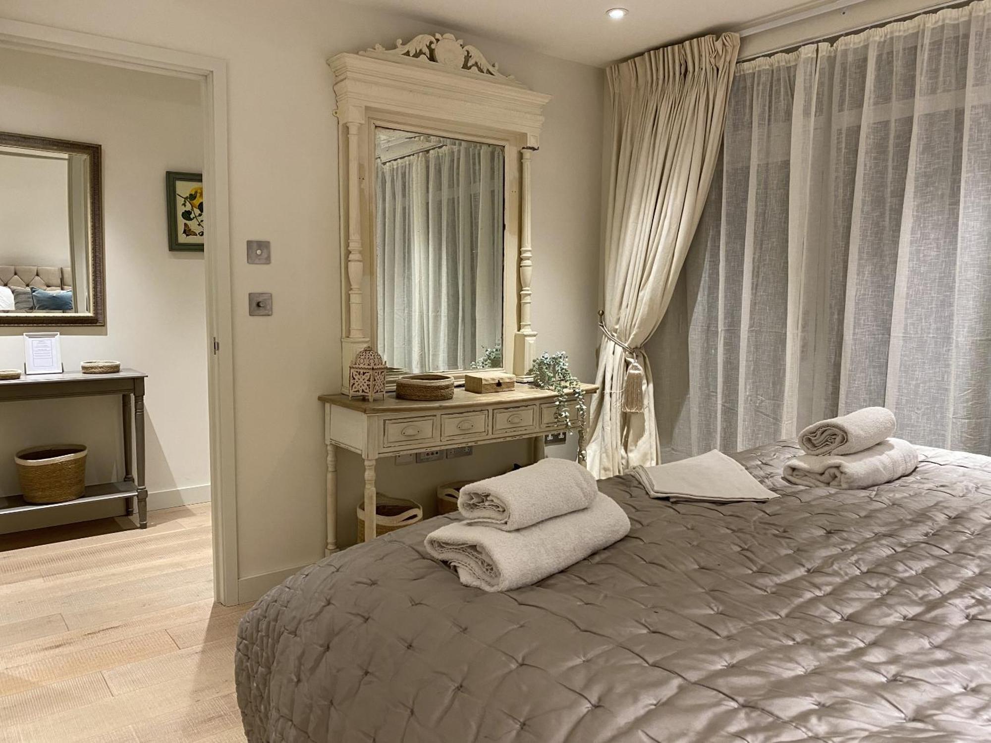 Ferienwohnung Walcot Yard With Parking, Bath Keys Exterior foto